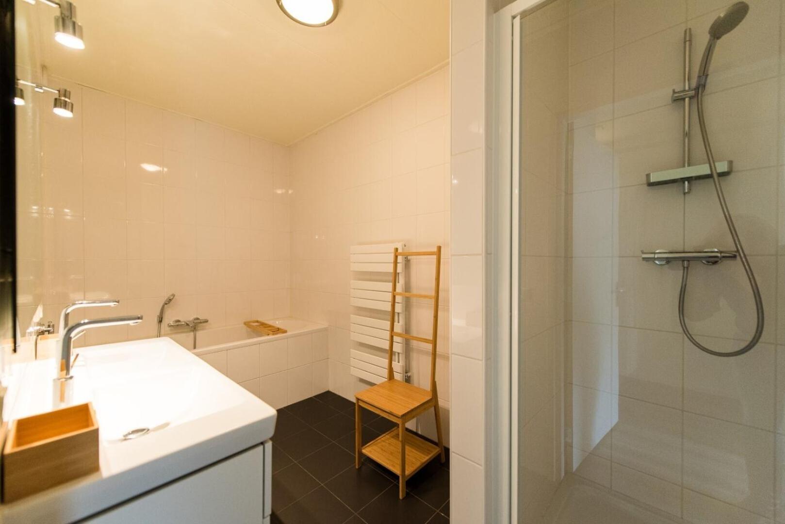 Staetige Dames Apartment Nes  Exterior photo