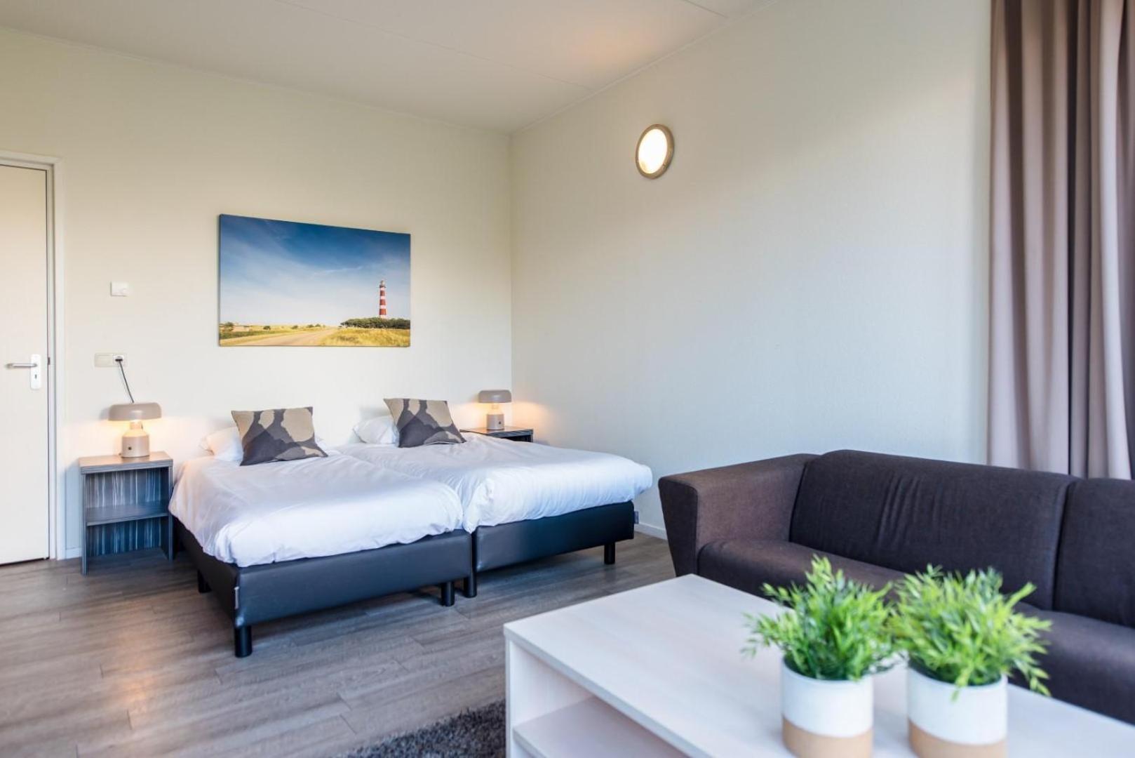 Staetige Dames Apartment Nes  Exterior photo